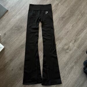 Gymshark Black Flare Leggings • NEW